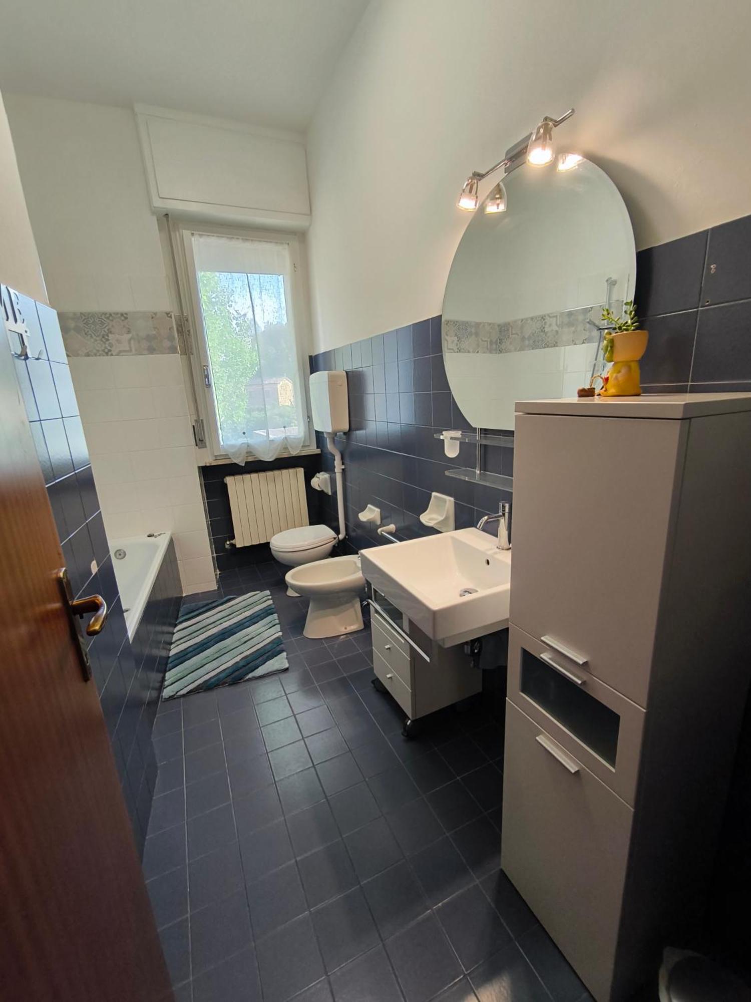 Appartamento Azzurro เปซาโร ภายนอก รูปภาพ
