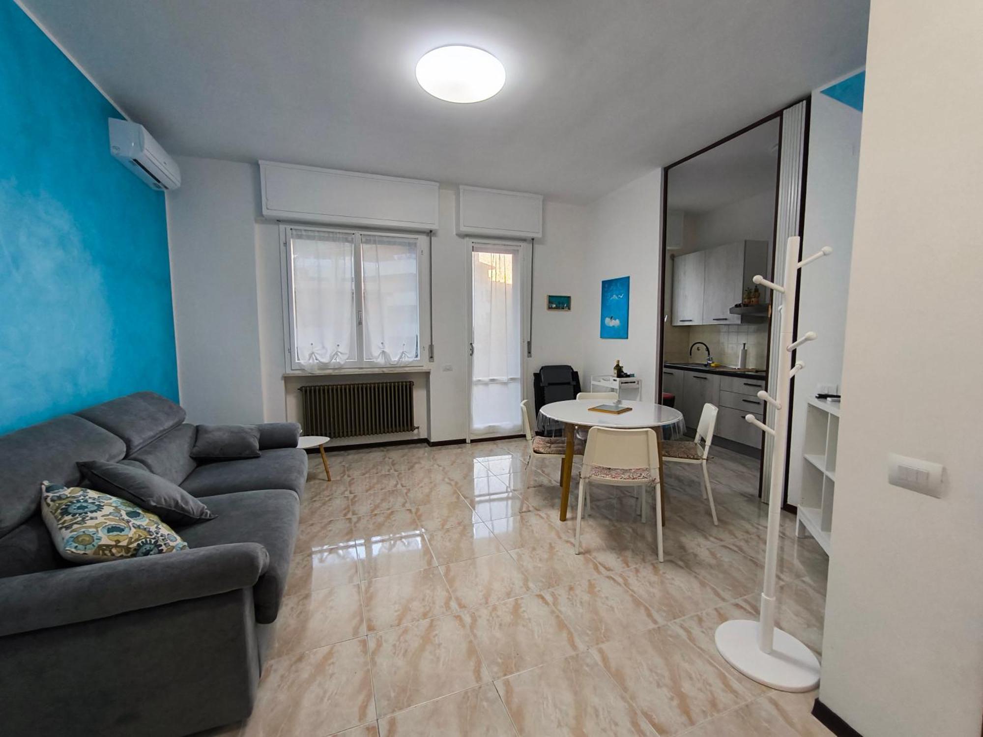 Appartamento Azzurro เปซาโร ภายนอก รูปภาพ